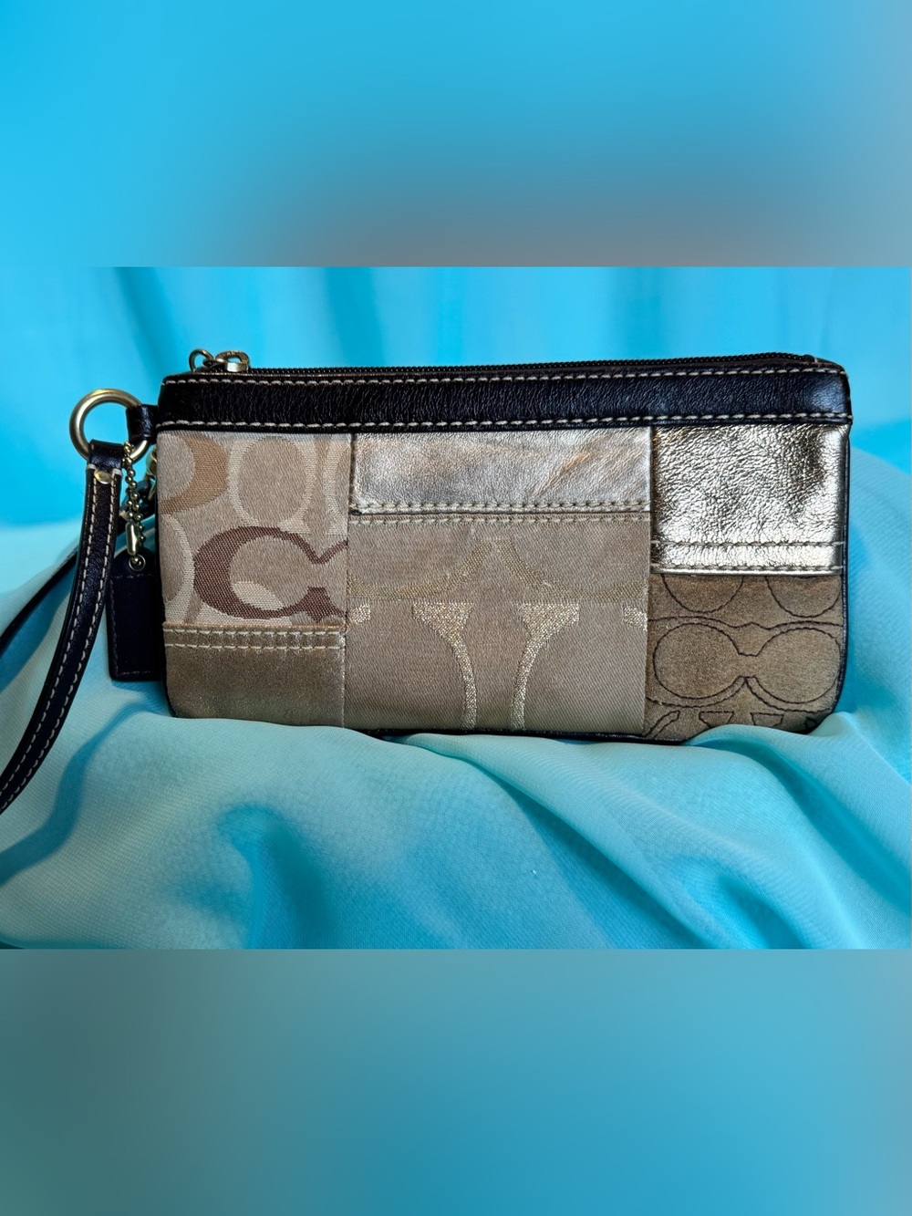 Y2K Coach Limited Edition Patchwork, Monogram, and Suede Wristlet - Picture 4 of 4